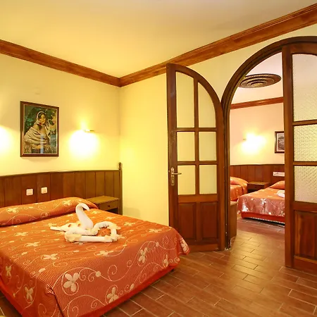 Hotel Kleopatra Fatih 4*