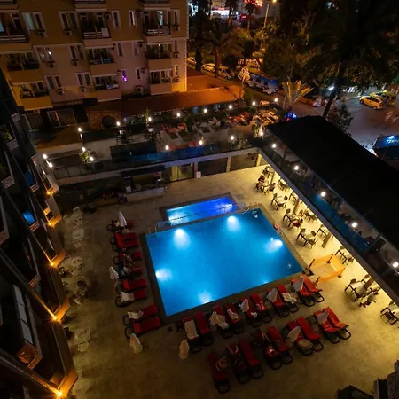 Kleopatra Fatih Αλάνια