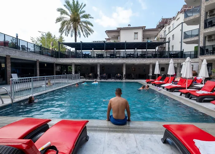 Kleopatra Fatih Αλάνια