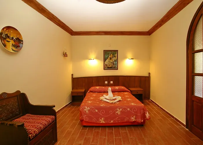 Kleopatra Fatih Αλάνια