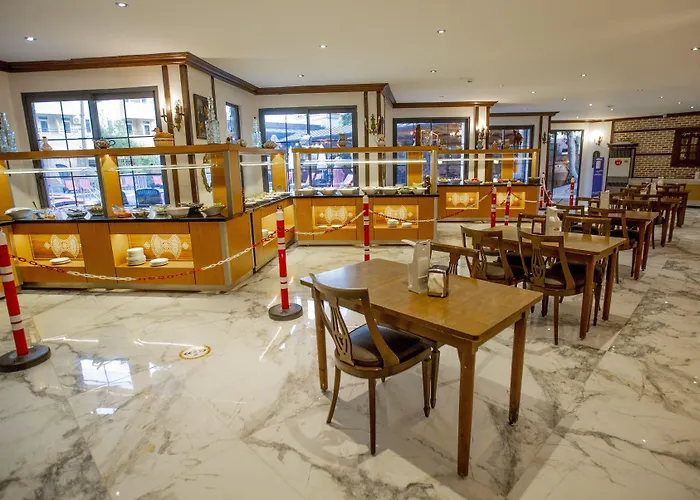 Kleopatra Fatih Αλάνια